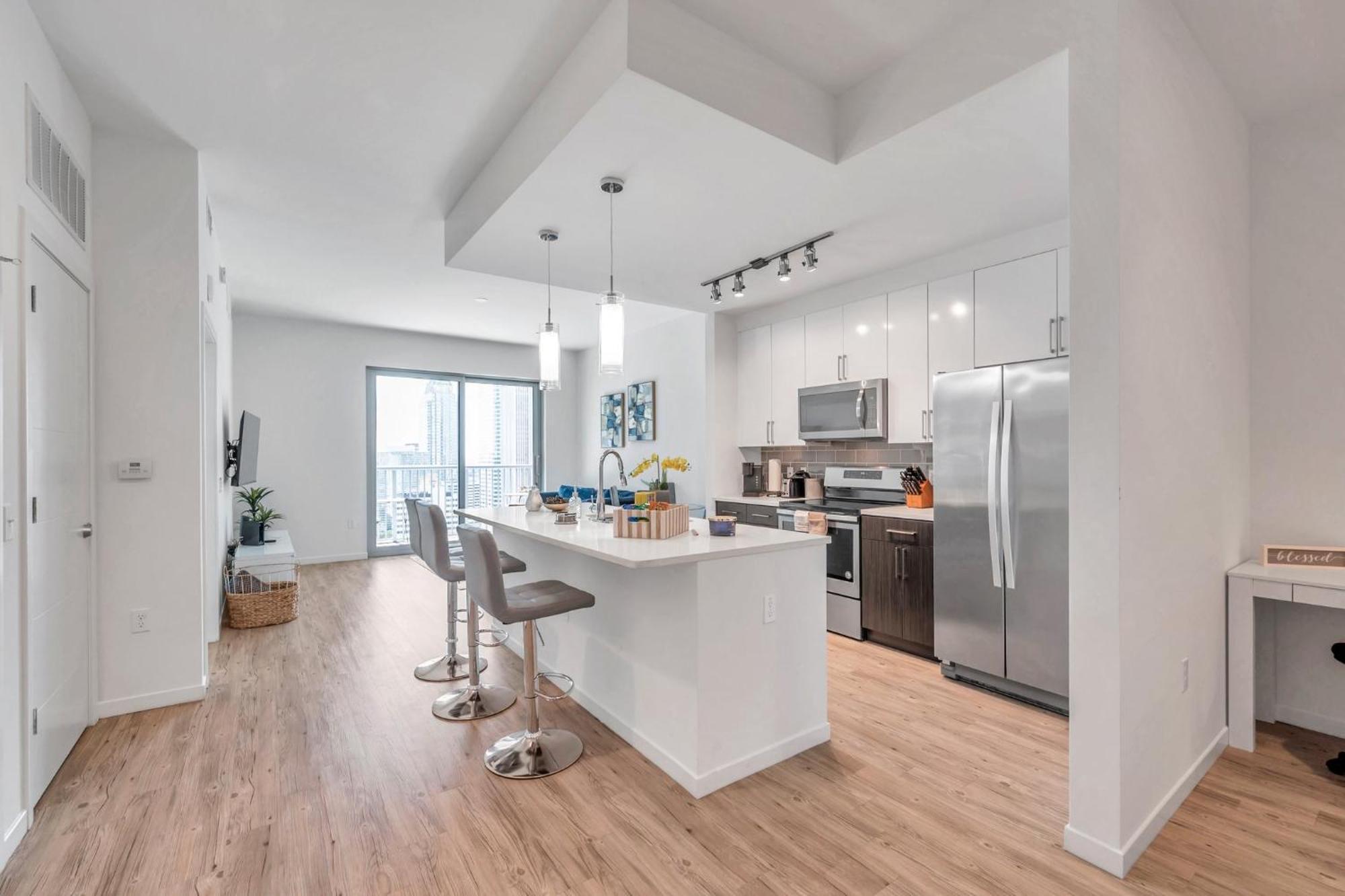 Luxury 1 Bedroom With Den Downtown Tampa Apt - City Views, Rooftop Pool, Workspace Exterior foto